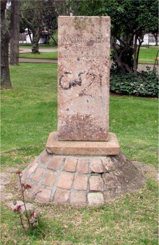 Imagen del monumento Hno. Arturo Izco