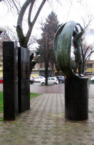 Imagen del monumento Memorial Detenidos Desaparecidos y Ejecutados Políticos De Linares