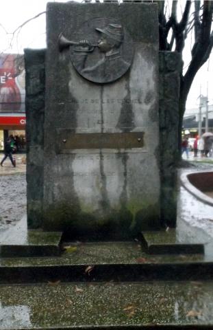 Imagen del monumento Jose Gavino AviLa
