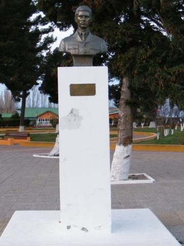 Imagen del monumento Hernán Merino Correa