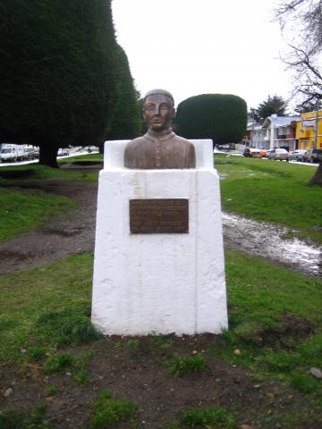Imagen del monumento Camilo Henríquez