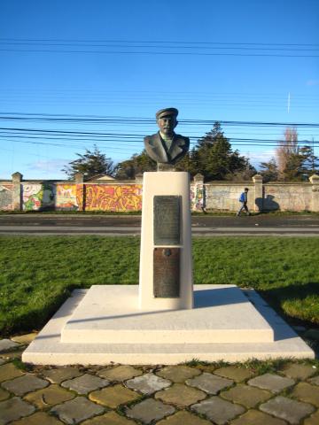 Imagen del monumento José Grimaldi Acotto