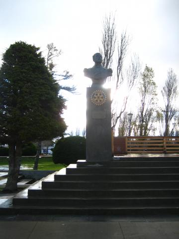 Imagen del monumento Arturo Prat