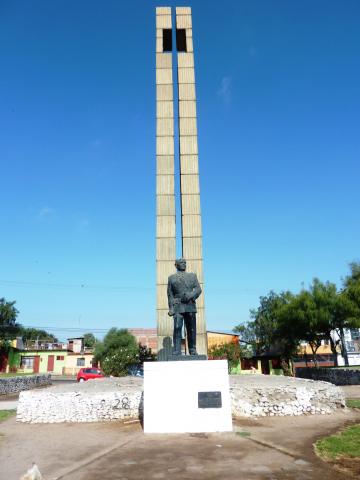 Imagen del monumento Placa Homenaje A Carabineros De Arica Al Fundador De Carabineros De Chile Gral. Carlos Ibañez Del Campo