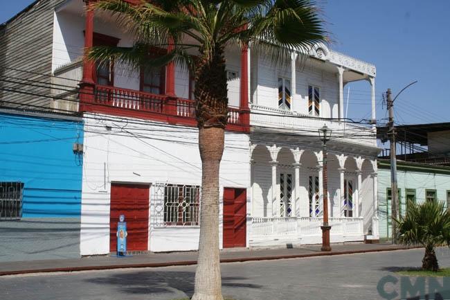 Imagen del monumento Los edificios ubicados a ambos costados de la calle Baquedano, (entre la Plaza Arturo Prat y José Joaquín Pérez)