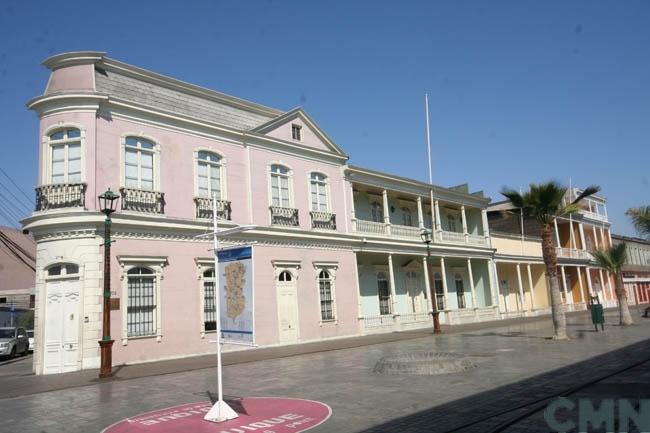 Imagen del monumento Los edificios ubicados a ambos costados de la calle Baquedano, (entre la Plaza Arturo Prat y José Joaquín Pérez)