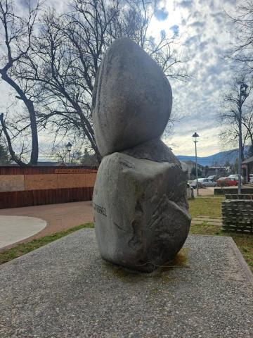 Imagen del monumento Homenaje al ex Alcalde Guillermo Lagos
