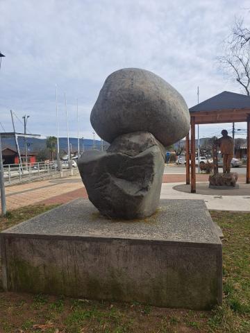 Imagen del monumento Homenaje al ex Alcalde Guillermo Lagos