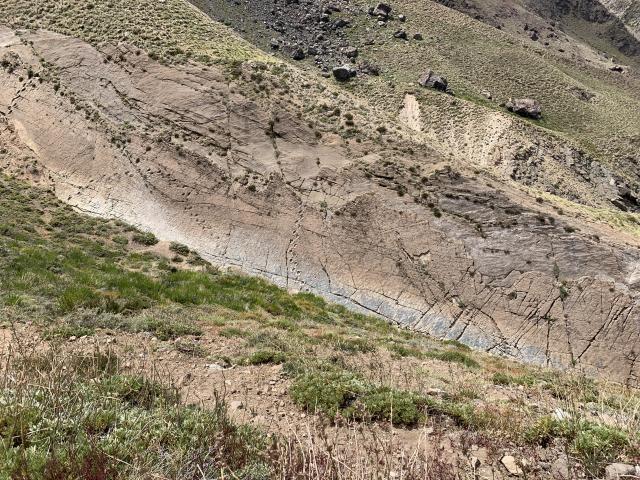 Imagen del monumento Sitio donde se conservan huellas de animales extinguidos en el lugar denominado &quot;Termas del Flaco&quot;