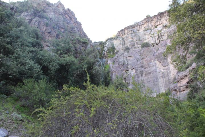 Imagen del monumento Raja de Manquehua - Poza Azul