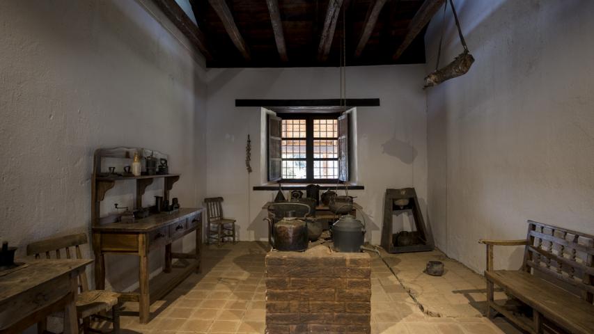 Imagen del monumento Casa donde nació Arturo Prat y terrenos adyacentes