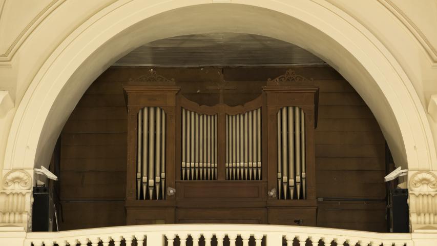 Imagen del monumento Iglesia Santa Ana, con su plazoleta