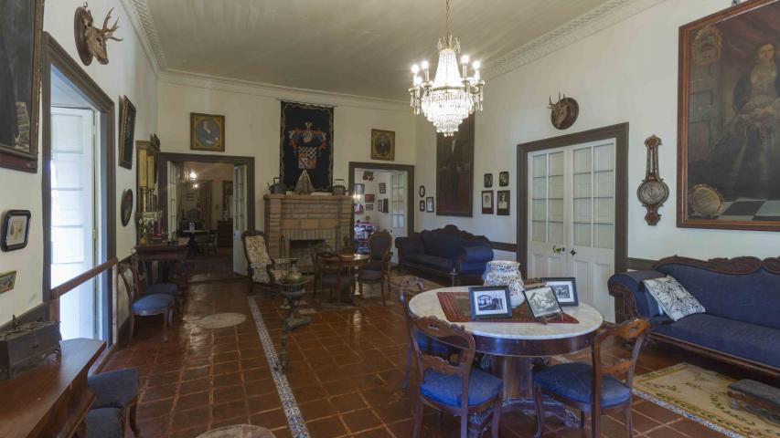 Imagen del monumento Casa Patronal, Capilla y dependencias contiguas de la Hacienda San José del Carmen El Huique