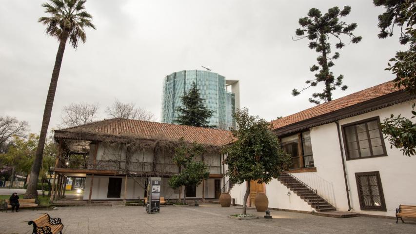 Imagen del monumento Edificio y parque del Instituto Cultural de Las Condes