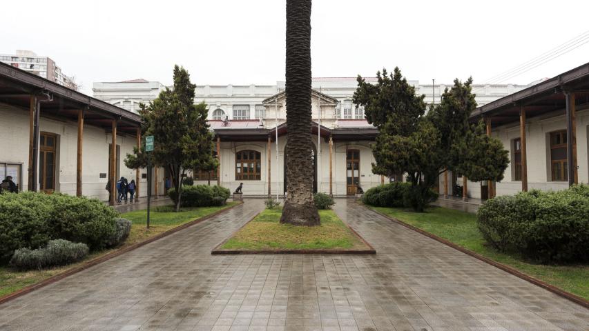 Imagen del monumento Edificio de la ex Escuela de Artes y Oficios