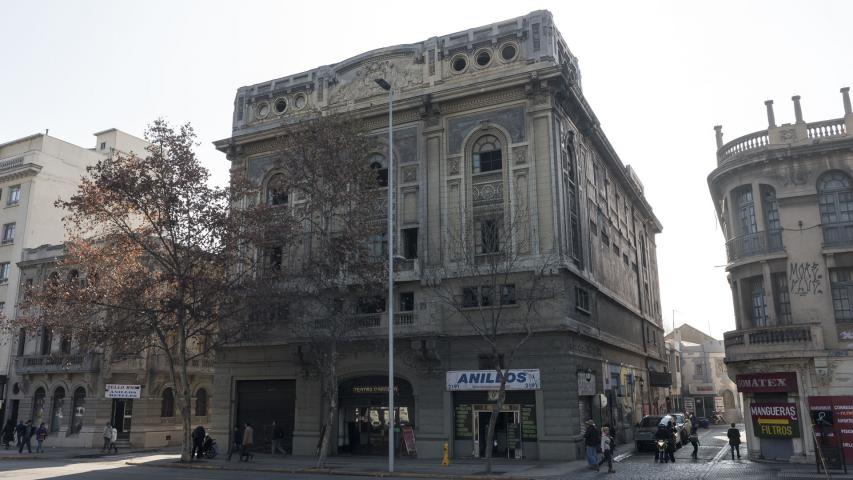 Imagen del monumento Edificio del ex Teatro Carrera