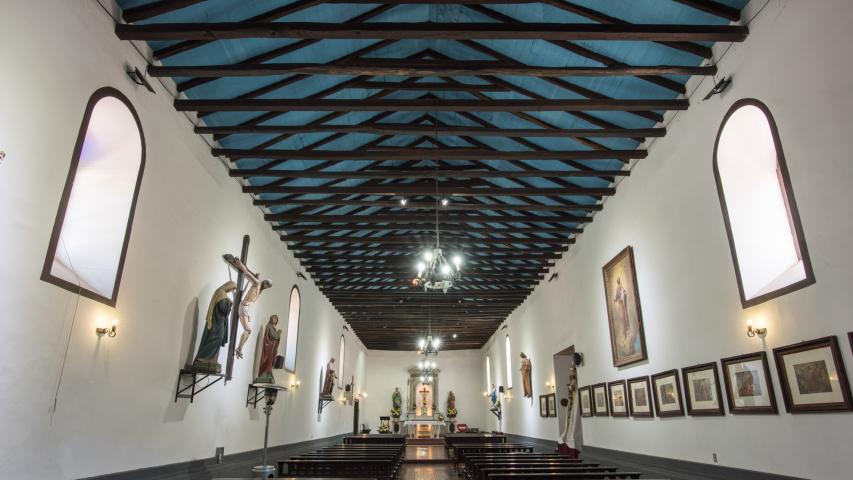 Imagen del monumento Iglesia de San José de Maipo y su casa parroquial