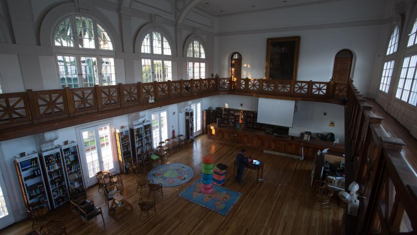 Imagen del monumento Biblioteca Santiago Severín y su entorno