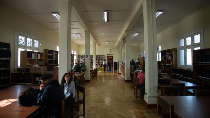 Imagen del monumento Biblioteca Santiago Severín y su entorno