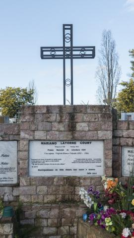 Imagen del monumento Sector de los Hombres Ilustres del Cementerio de Villa Alegre