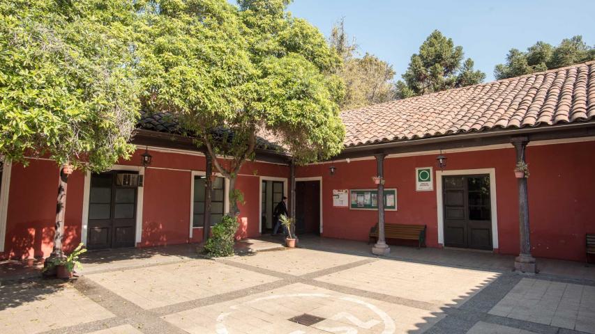 Imagen del monumento Casa Consistorial de Conchalí. Ex casa patronal de la Chacra Lo Negrete