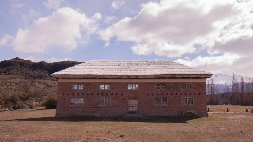 Imagen del monumento Escuela antigua de cerro Castillo