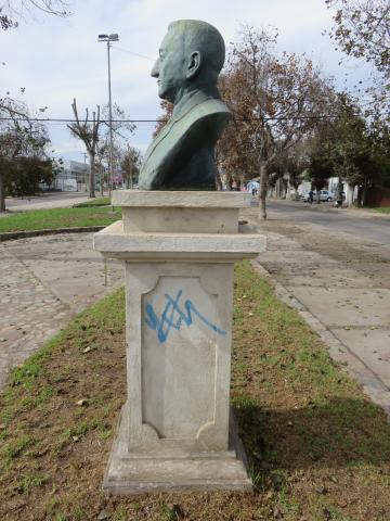 Imagen del monumento Braulio Arenas