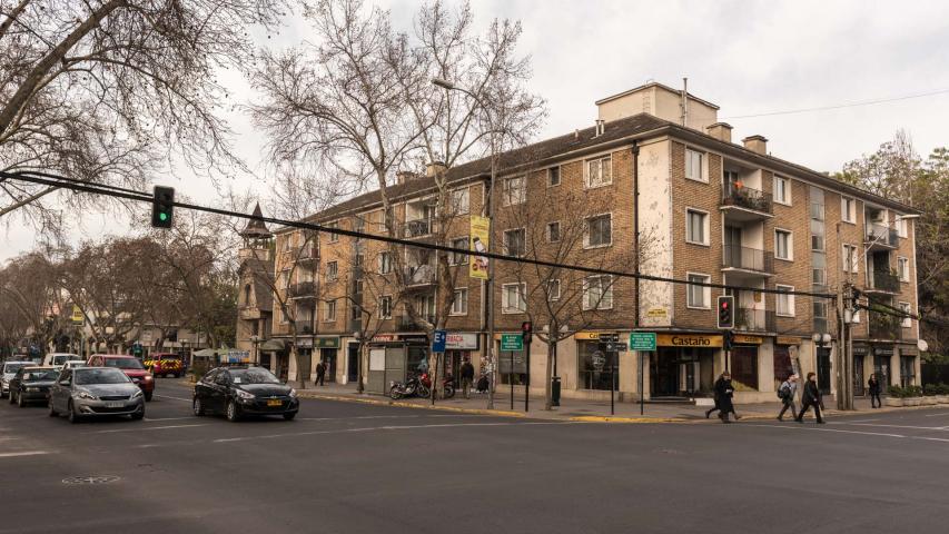 Imagen del monumento Área que señala ubicado en Avenida Pedro de Valdivia con Avenida Eliodoro Yáñez