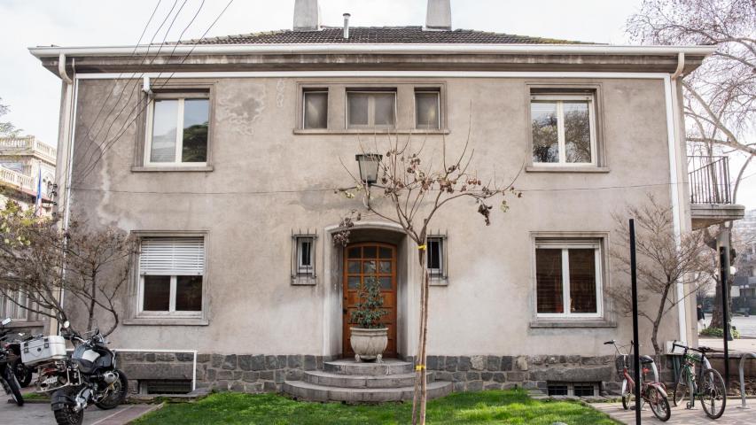 Imagen del monumento Área que señala ubicado en Avenida Pedro de Valdivia con Avenida Eliodoro Yáñez