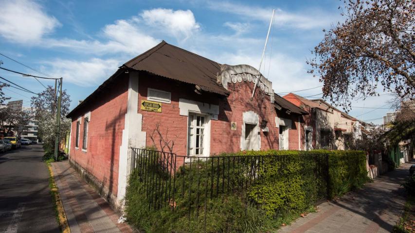 Imagen del monumento Población para Suboficiales de la Escuela de Aplicación de Caballería