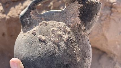 Imagen de Equipo del Consejo de Monumentos Nacionales analiza hallazgo arqueológico en la Región de Atacama