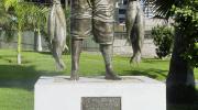 Imagen del monumento Al Pescador Artesanal Cavanchino