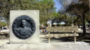 Imagen del monumento General Sofanor Parra