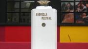 Imagen del monumento GabrieLa Mistral
