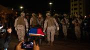Imagen de Con éxito se realizó la exhumación y traslado de restos del Soldado Desconocido desde Plaza Baquedano